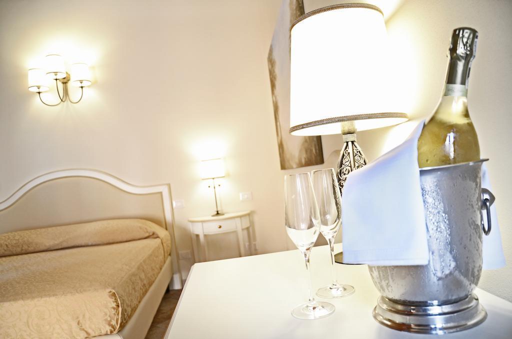 Hotel Villa Borghesi Corte dei Cortesi Pokoj fotografie